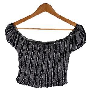 Smocked Off‑Shoulder Crop Top Y2K Black‑White – Size M